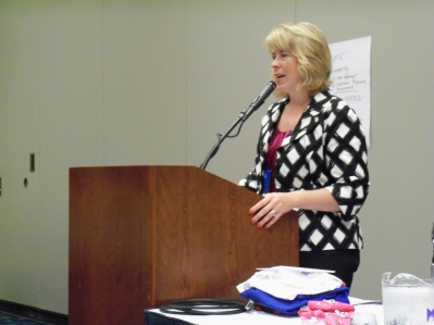 President Leigh Britt welcomes attendees to the NAVPLG session.